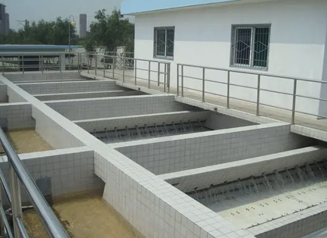 d型滤池工作原理是什么？（d型滤池和V型滤池的区别）